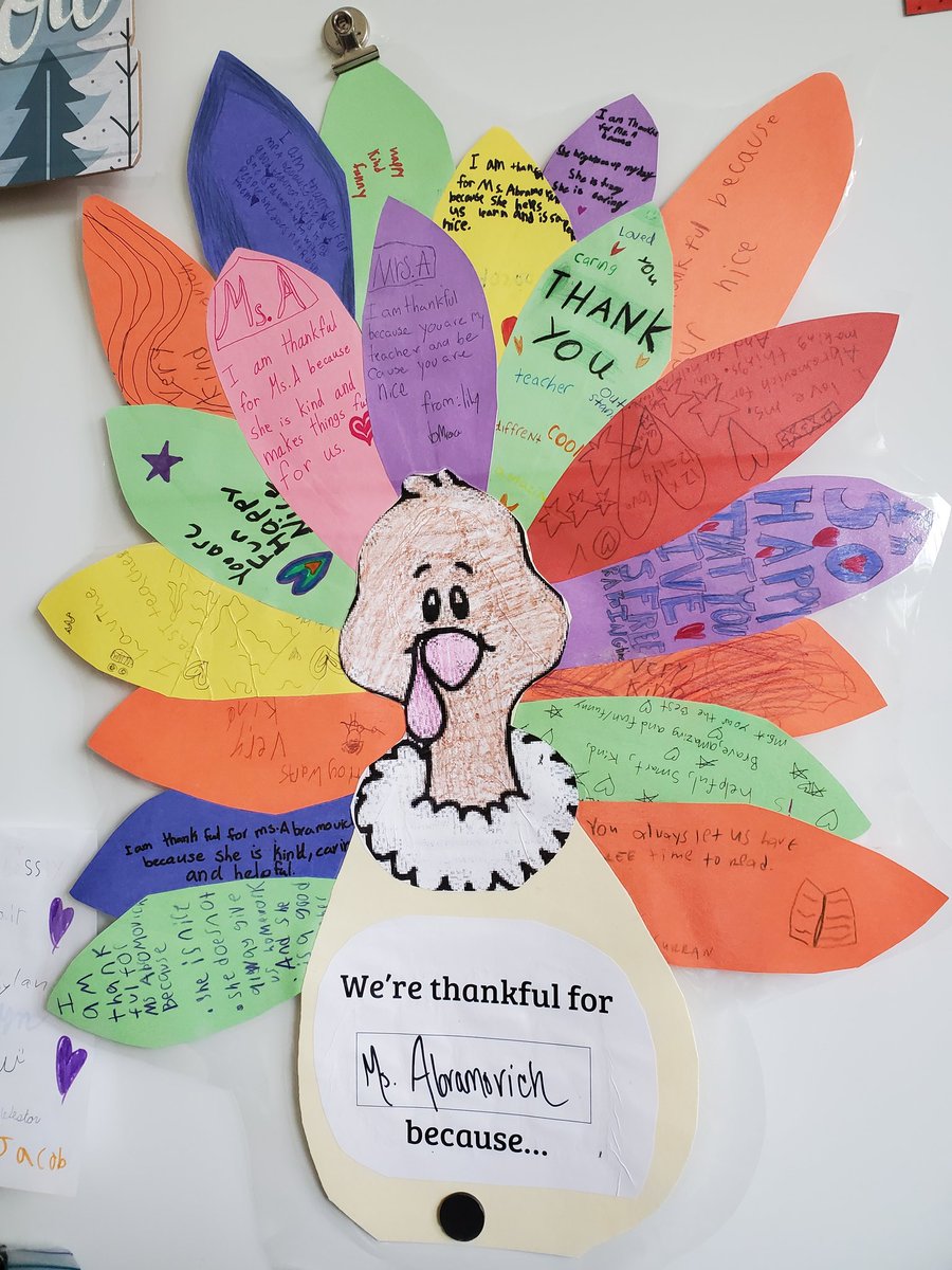 MsDarleneA's tweet photo. My students surprised me with a thankful turkey #cleverthankful2021 https://t.co/K0RvJs9jdv