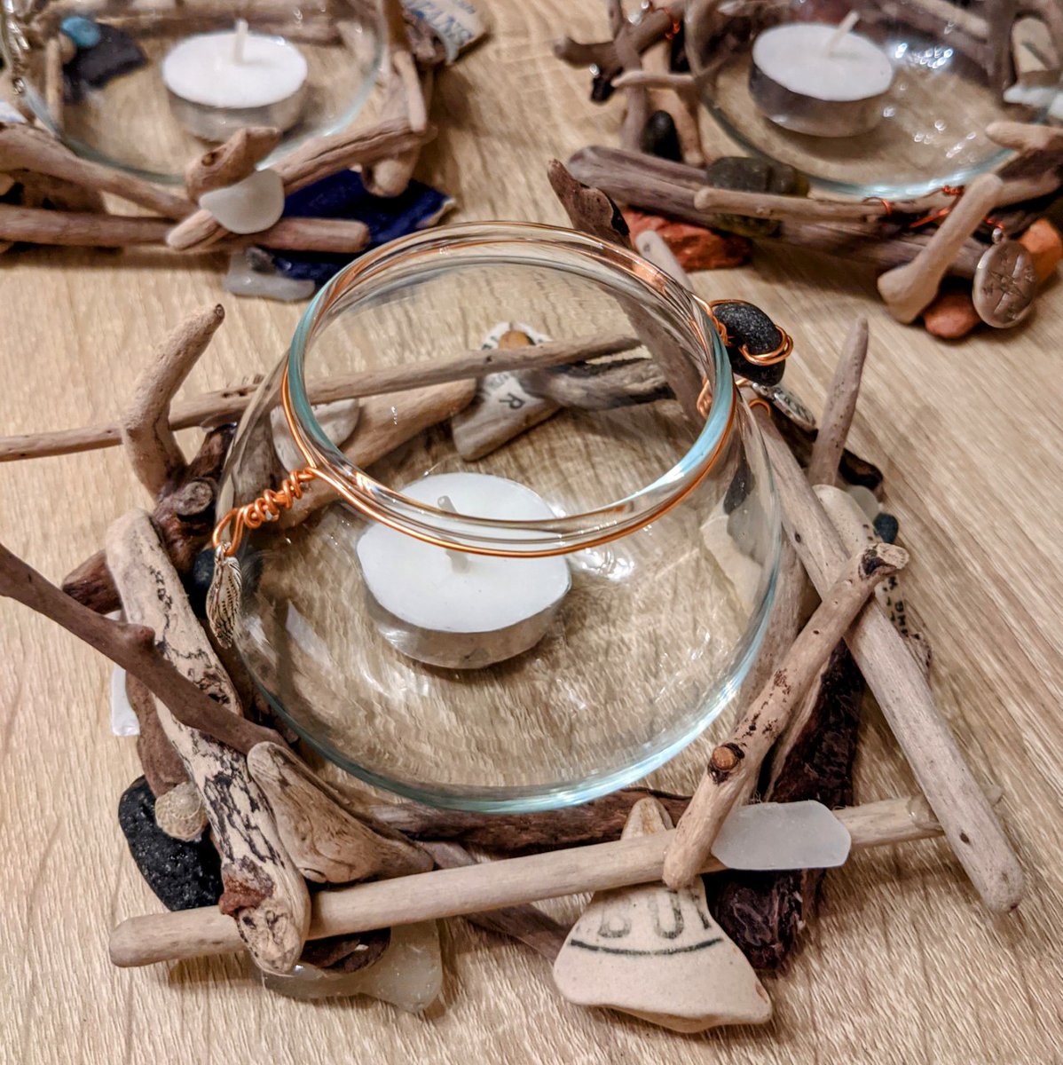 therhspa's tweet photo. We've got 70 entrepreneurs selling their beautiful products at our Christmas Fayre 11th December @RHSSuffolk pop by and enjoy some mulled wine whilst browsing and watching the fabulous entertainment. #Tistheseason #Getinthemood #festivemood @suffolk_hour #Suffolkhour #shoplocal https://t.co/FdO84VTqvq