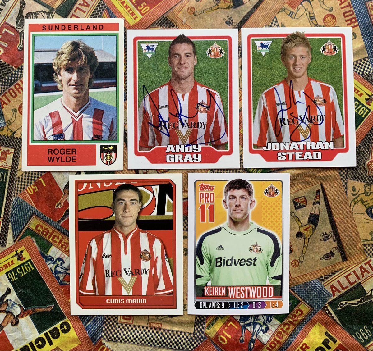 SAFCPanini's tweet photo. A few players who have turned out for both @SunderlandAFC & @OfficialOAFC and made it onto a #SAFC footy sticker!
#Sunderland #Oldham #SUNOLD #PapaJohnsTrophy #GotGotNeed https://t.co/B0NuzG2e1Y