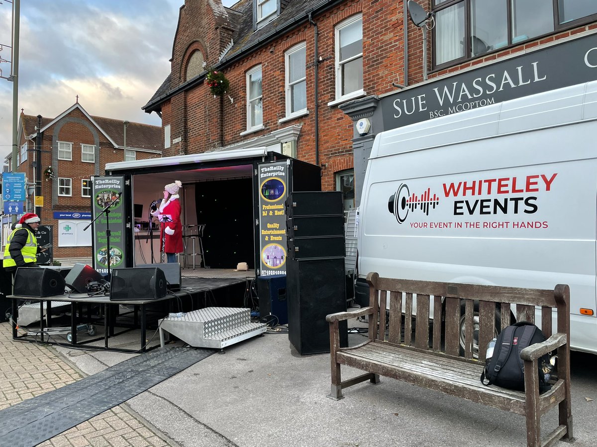 Nothing like an Outdoor gig. #whiteleyevents