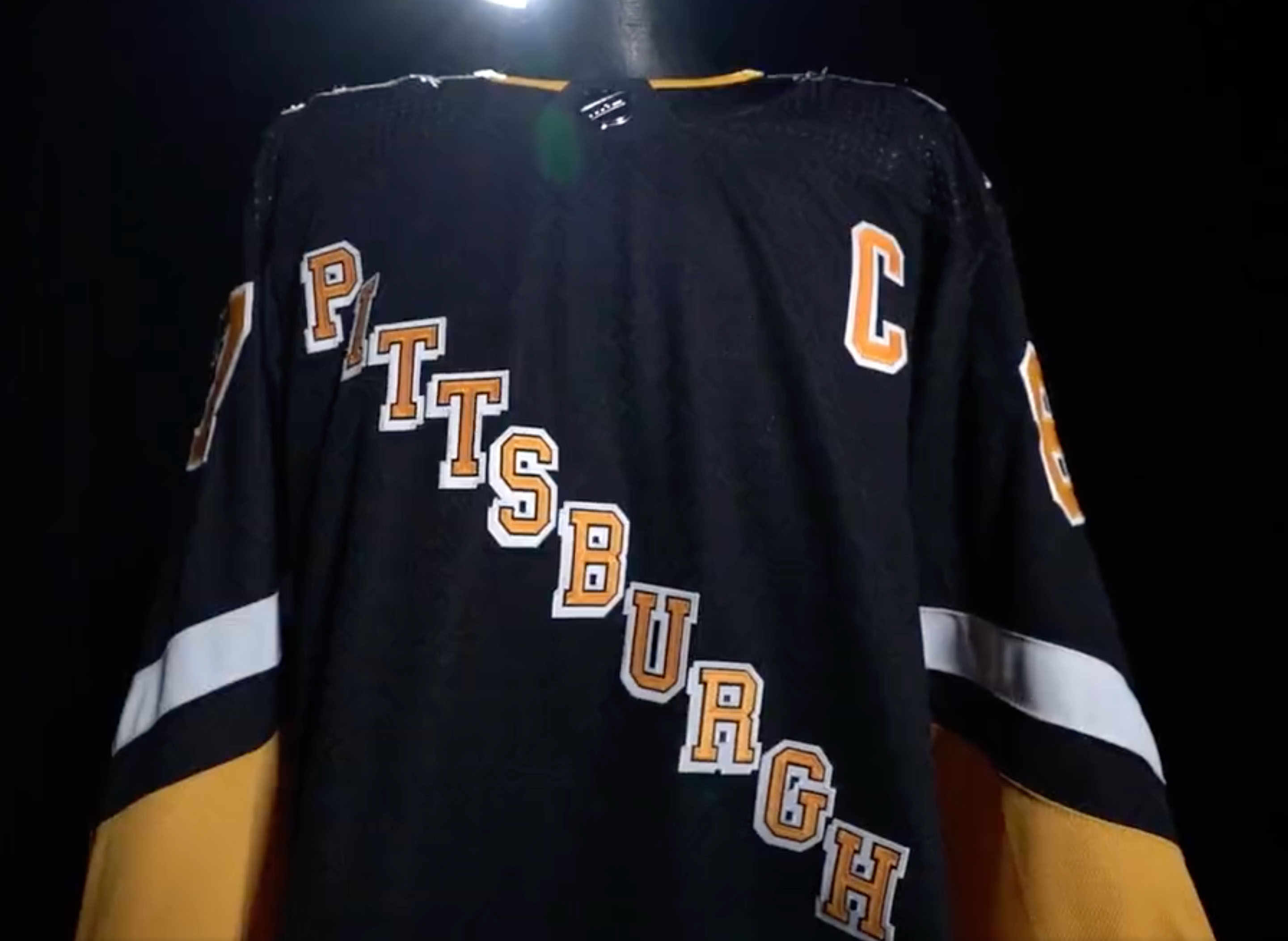 Penguins go full “Snoop Dogg” with new alternate jersey - PensBurgh