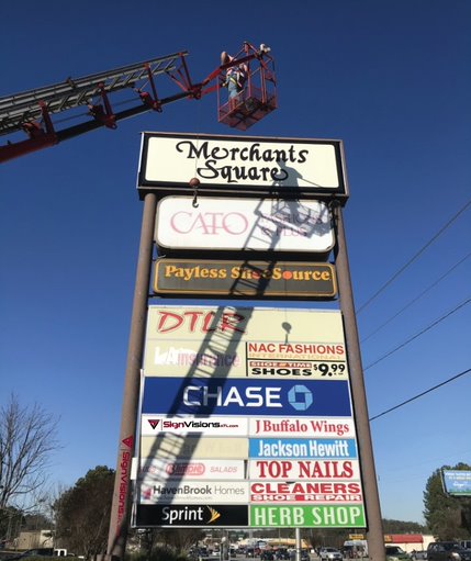 SignVisionsATL's tweet image. Looking for sign faces installed on your shopping center pylon sign? We can help! Like this one we did for Merchants Square in Riverdale! #pylonsignfaces #PylonSigns #signfaces #riverdalega bit.ly/3Efm4hY