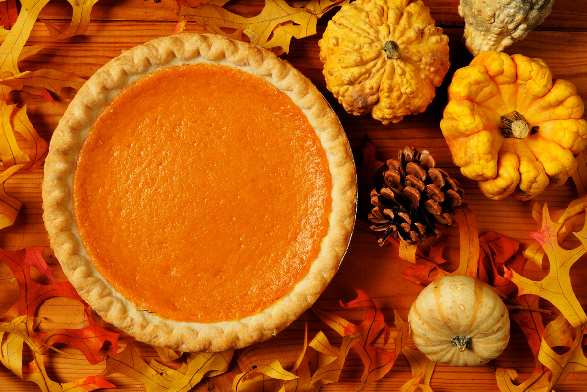 It’s #NationalPieDay! Try our Sweet Potato Maple Cinnamon flavor that gives the perfect winter flavor to pies. Golden orange sweet potatoes are enveloped in spicy cinnamon and rich, dark maple with a sprinkle of brown sugar. comaxflavors.com/trends/flavor-… #ComaxFlavors #FlavorTrends
