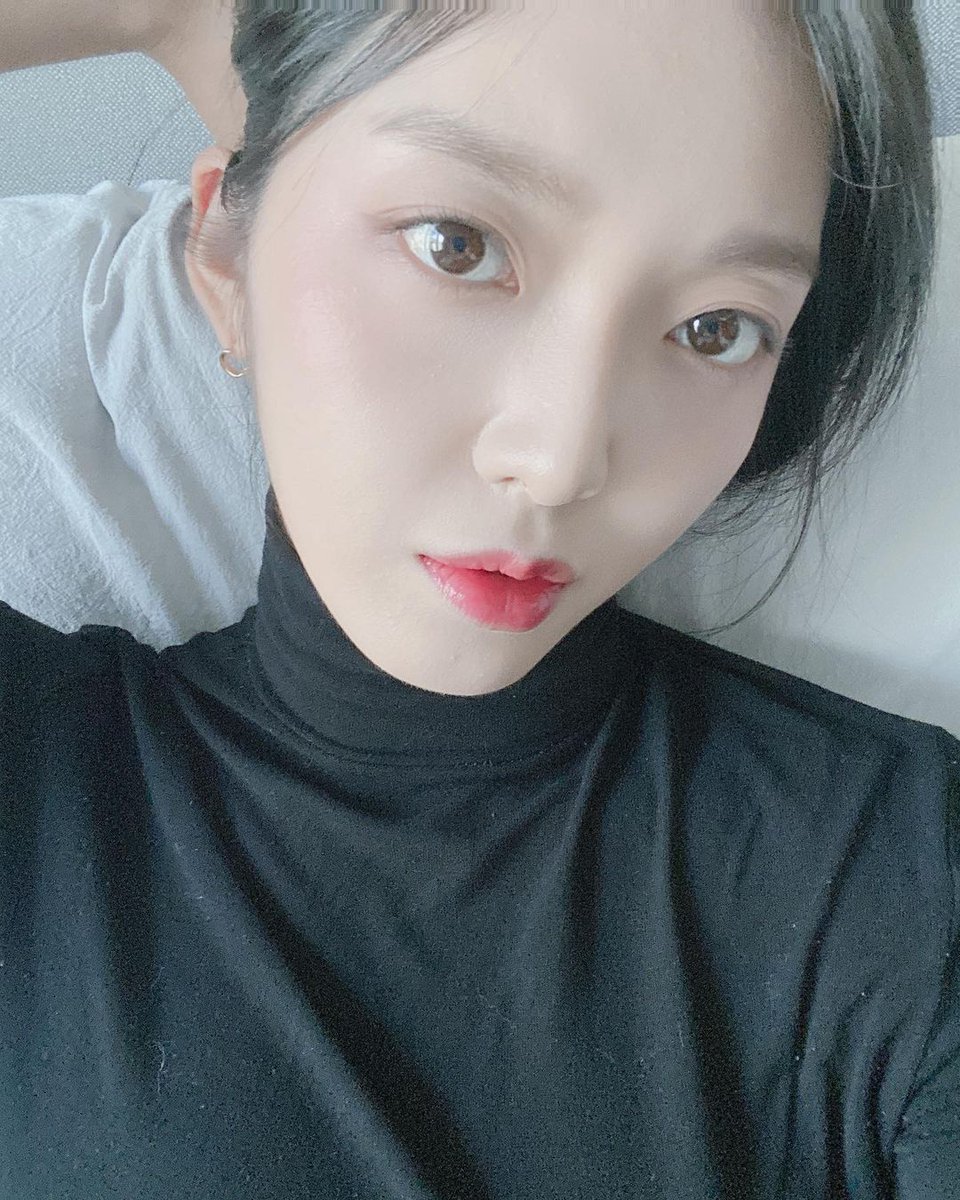 chanmipictures's tweet photo. instagram update - #CHANMI #찬미 https://t.co/VBcPRRLeNR