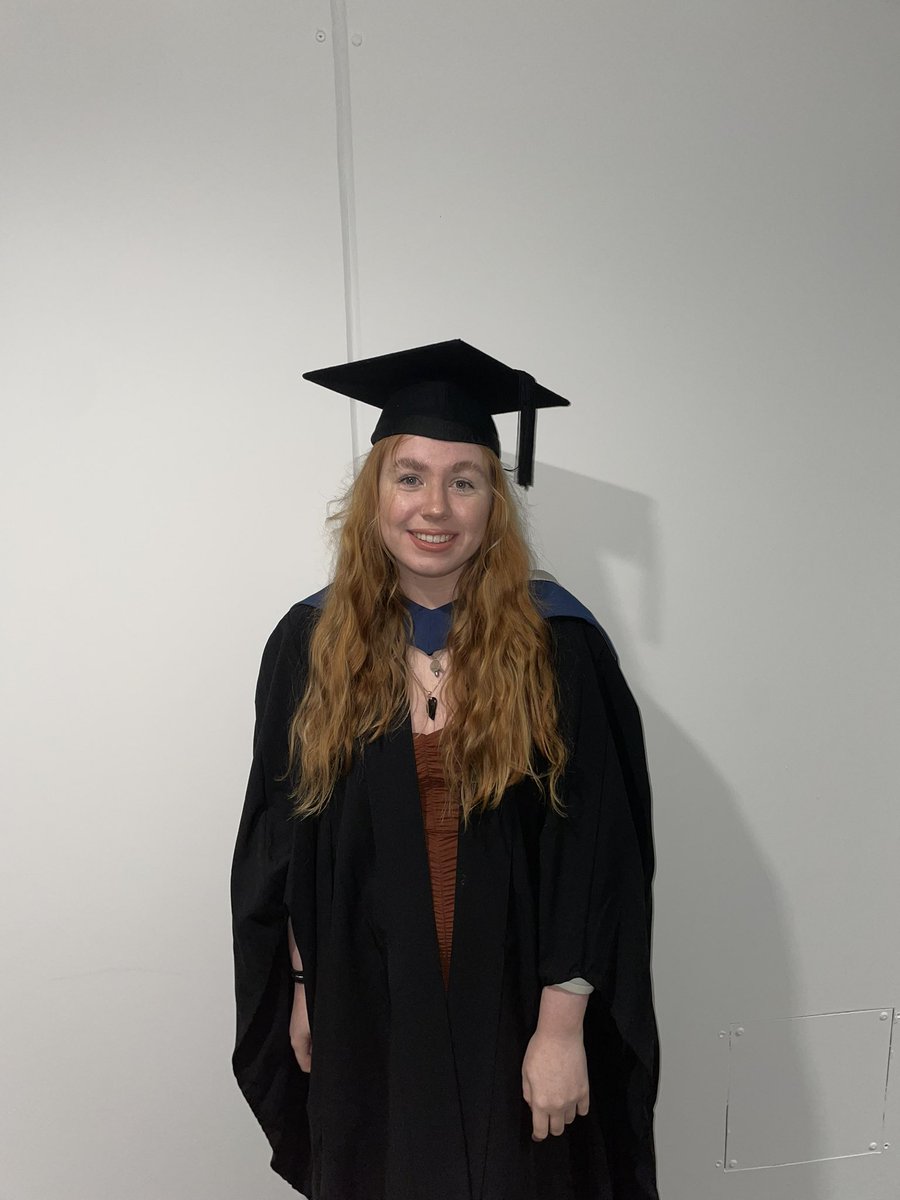 NiamhCrourke's tweet photo. Yesterday, I graduated. Despite losing my mummy in third yr and a whole pandemic. I did it- with a first! What an incredibly painful day without my mum, this is all she ever wanted. I’m officially an acting graduate ! #graduation2021 #actinggrad https://t.co/IKB9dySsSJ