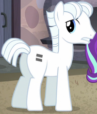 CharacterMlp's tweet photo. Double Diamond!

#MLP #MLPFiM #mylittlepony https://t.co/WTokrMadAA