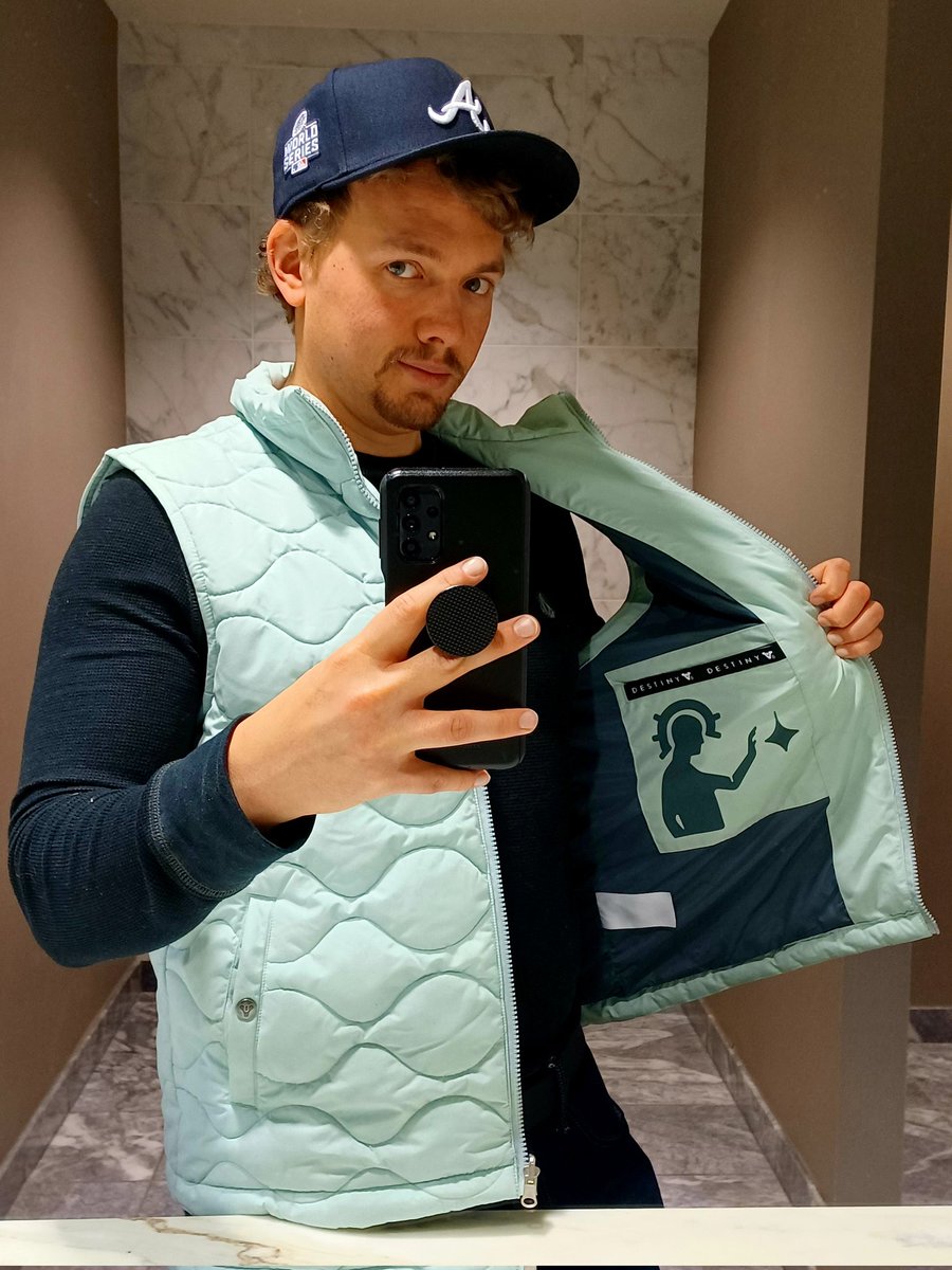 cookieissmashin's tweet image. Been really enjoying this FIT, courtesy of @Bungie 
Eyes Up, Guardians!

#bungie #deepstonecrypt #dsc #longslowwhisper #destiny #destiny2
#braves #BattleATL #Atlanta