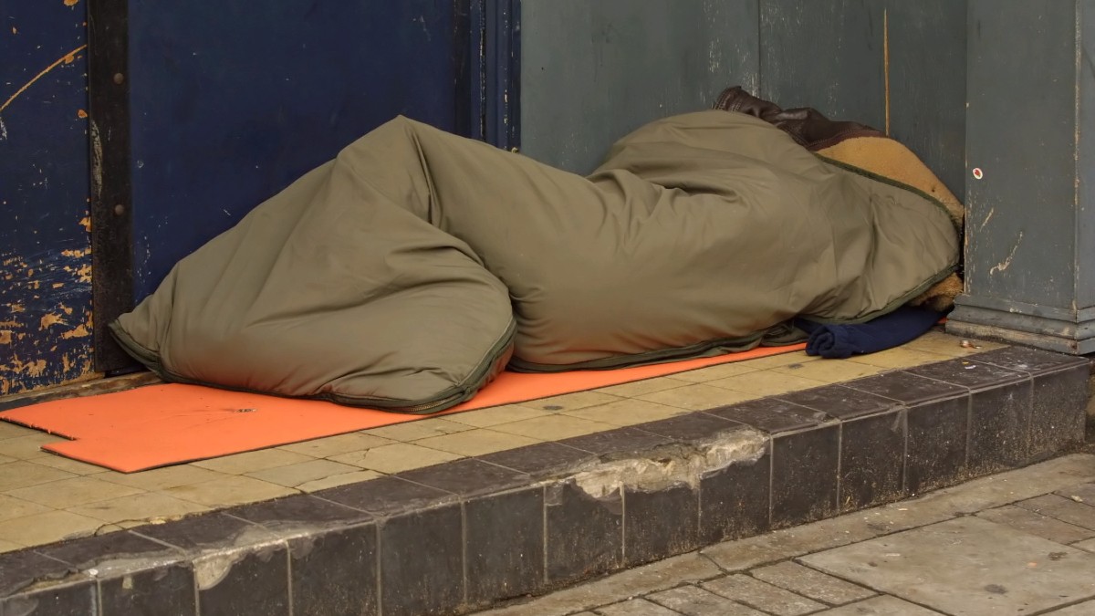 Help us to end rough sleeping in Southwark and keep everyone warm and safe this winter. If you do see someone sleeping rough and want to help, please contact streetlink.org.uk