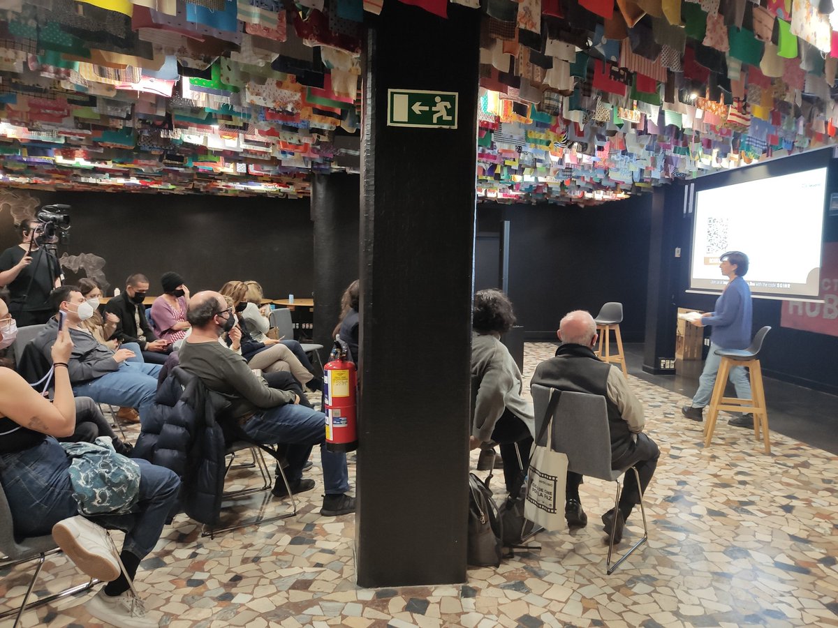 ImpactHubMAD's tweet photo. Empezamos el último encuentro #UrbanThinking de @DCNMadrid sobre Ciudad Inclusiva. Dinámicas grupales, reflexiones y debate sobre la inclusión en cuanto a género, infancia y accesibilidad total. Tendremos a 3 expertas que nos darán su perspectiva..¡Comenzamos! https://t.co/a47zqqFN69
