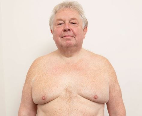 yorkieautie's tweet photo. This is Nick Ferrari. He wants the unvaccinated to be fined. He says OUR HEALTH CHOICES PUT HIM AT RISK. 🤔 https://t.co/cmNJSVbTrY
