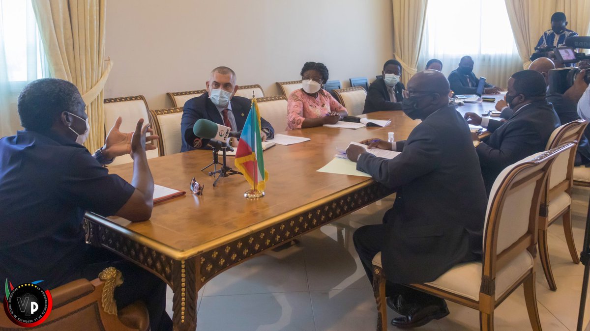 La_Vice_Press's tweet photo. NGUEMA OBIANG MANGUE QUIERE AGILIZAR LOS TRABAJOS DEL 7M-BATA ANTES DE QUE FINALICE EL AÑO.
•Para + info visita : 

•🌐 Web | https://t.co/iRFWU385XE
•🌐 IG | https://t.co/5ZJ11NQnrR

#7m  #ge #guineaecuatorial #lavicepress #bata7m #explosiones7mbata https://t.co/xCwN3Sb4Cc