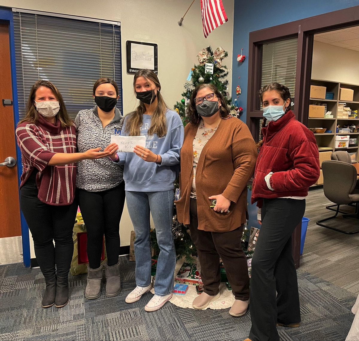 Huge shout out to the MTHS Jr class for raising $ for Kevin’s Kids! We appreciate it! Guidance counselors Mrs. Findlow &amp; Ms. Solan also rock for their time helping with Kevin’s kids each year! #bethechange