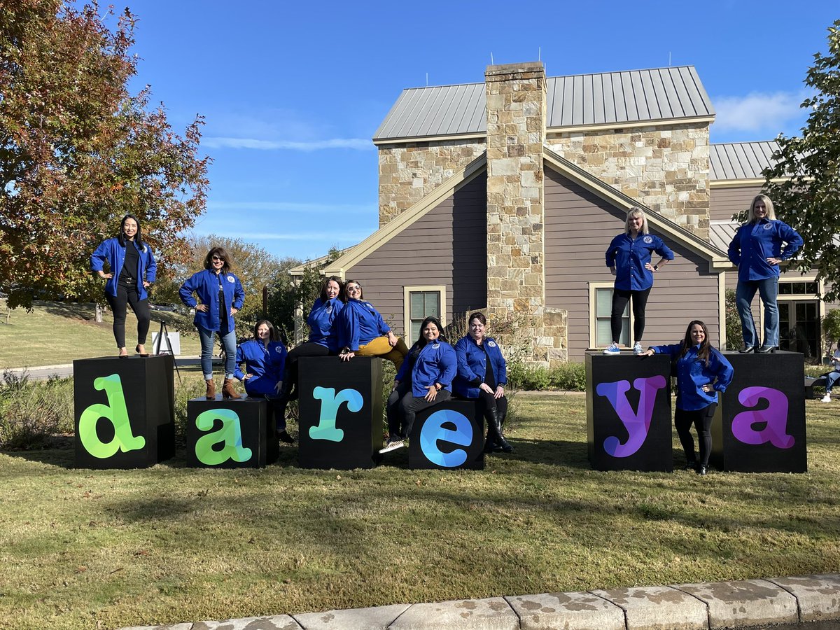 KellyePRobinson's tweet image. I love US!  @calder_road @lead4ward #think2021 #dareya2021