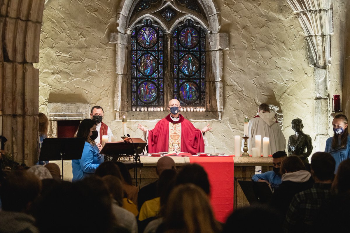 Tuesday Night Mass at the St. Joan of Arc Chapel is back! Thank you to everyone who attended yesterday's reopening event. #WeAreMarquette
