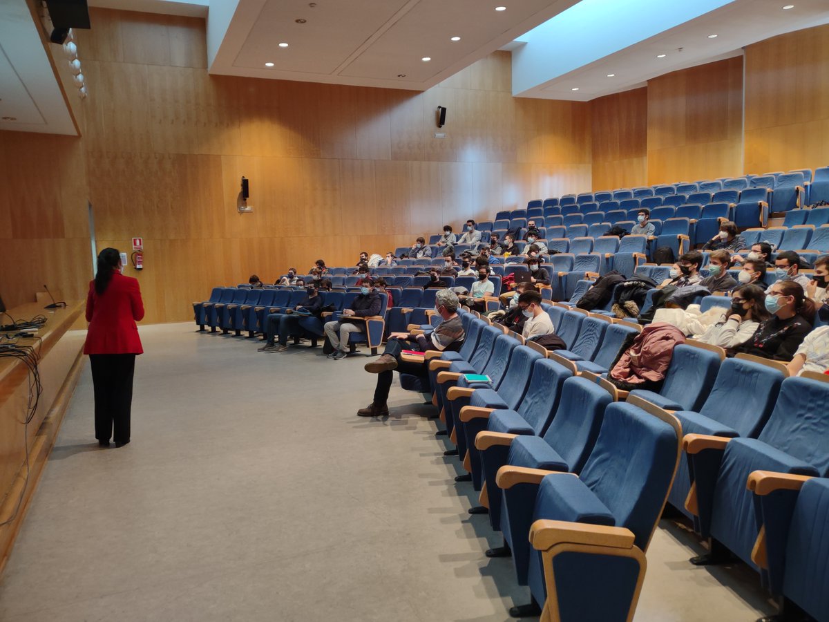 javierNI's tweet photo. Fantástica charla de Laura García Borgoñón @lgborgonon @ITAINNOVA esta tarde dentro de programa #Expertia @feuzgz en asignatura Ingeniería del Software @EINAunizar @DIIS_UZ sobre automatización de desarrollo de software, low code y citizen development. Muchas gracias. https://t.co/HwVtgHmKi3