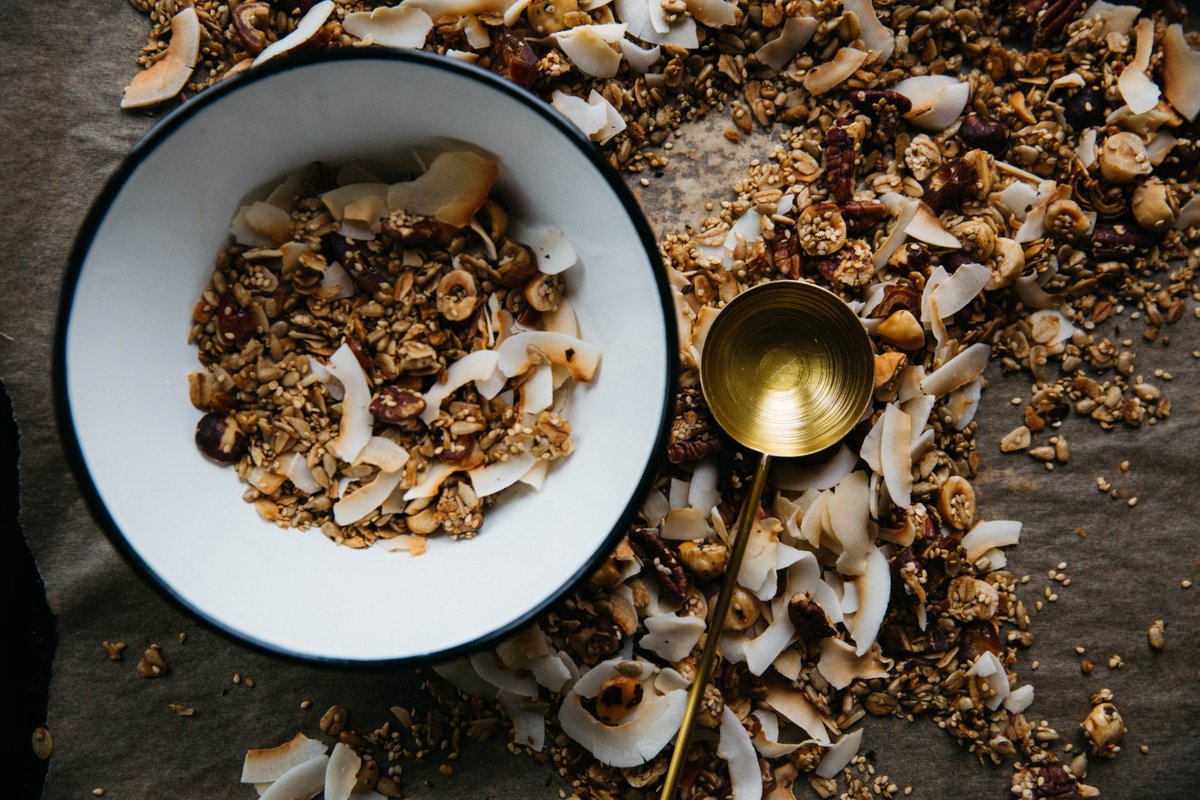 We love granola. This healthy recipe features orange and maple flavors, and it's great for breakfast or a snack. 
bit.ly/37ESJjh