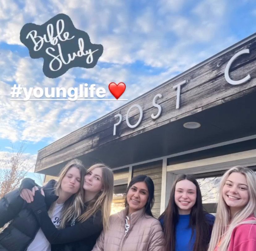 LSYoungLife's tweet photo. Lee's Summit YoungLife Newsletter - https://t.co/1jmdyWkbhn https://t.co/9BUj67W2y2
