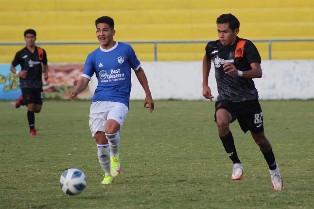 FURIA EN LA PIEDAD

<a href="/FuriaAzulFC2021/">FURIA AZUL F.C.</a> 🟦 sacó los tres puntos del Juan N. López con gol de último minuto sobre <a href="/DegolladoFC/">DegolladoFC</a> 🔶

Nota ▶️ bit.ly/3rnO4MU

#CrecemosJuntos