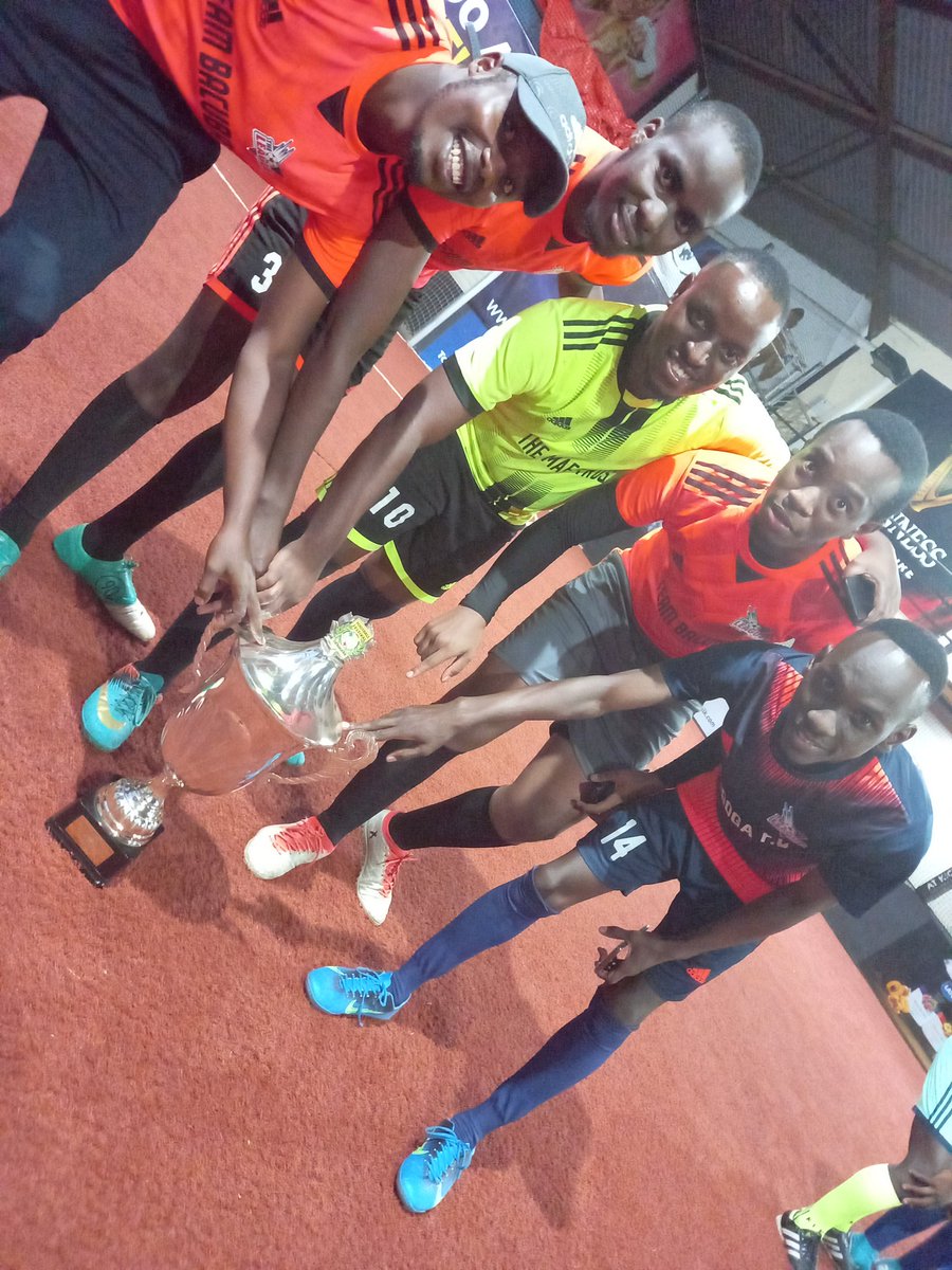 League_Ug's tweet photo. #LastMatchDay
In @League_Ug tapping is a sign of love and well wishing.
See you next season.
Cc; Abacuba, Maestros, Tujooga FC
🤗☺ https://t.co/dJ4NhcwFpd