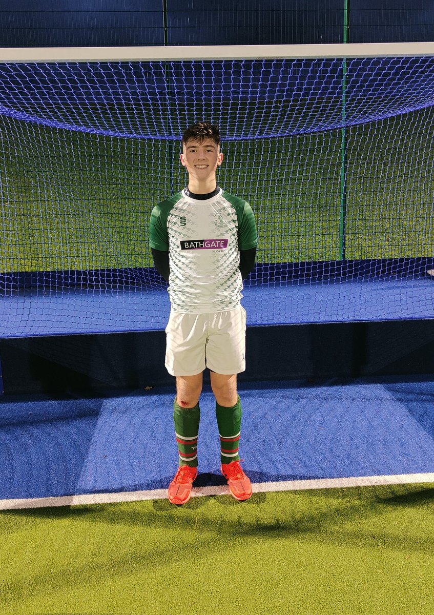 Special mention for B. Holt today who played his final game of hockey for school as he is having a knee operation which will curtail his season. A Sandbach school career that has included indoor and outdoor national cup finals and numerous Cheshire Cup Finals
#BackHandHolty