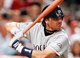 Happy Birthday to HALL OF FAMER (!!!!) Larry Walker. 