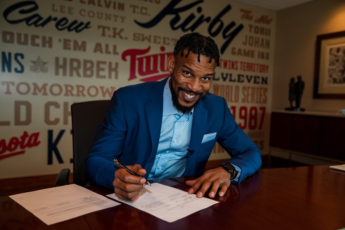 Twins's tweet image. OFFICIAL‼️