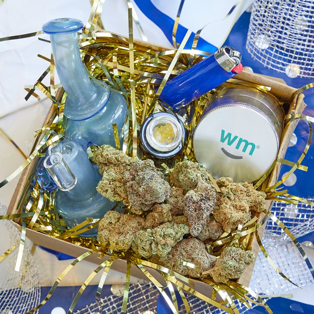 weedmaps's tweet photo. A dank start to the Holidaze 🎁 https://t.co/EUYYWMh6Xu