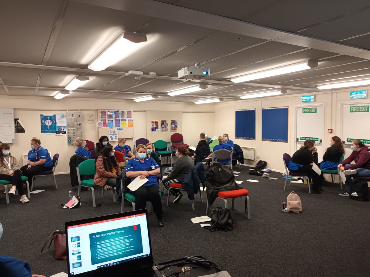 pefteammchft's tweet photo. Great core day 2 on preceptorship all about communication.  Well done to all that have taken part. @MidCheshireNHS @CCICPNHS https://t.co/4IaJ4CKbgo