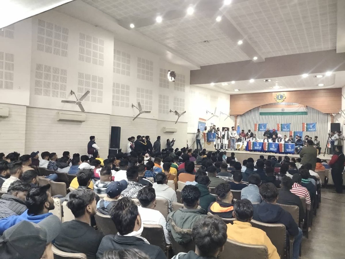 nsui's tweet image. AICC National Spokesperson @JaiveerShergill &apos;s potent words stimulated the youngsters at Jalandhar today towards making all out efforts to make our Punjab the Numero Uno state. @NSUIPunjab led by @AkshaySharmaOrg would lead the youth charge in 2022 Polls.
#Congressfor2022