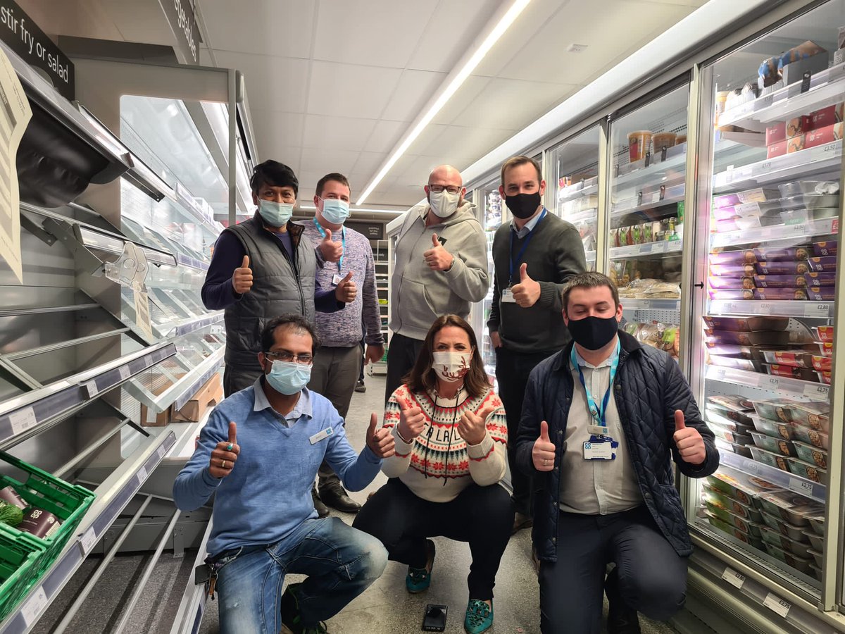 Property, food and franchise working collaboratively to deliver a fantastic refit in Thornton Heath!! We can't wait to open the doors on Friday!!! <a href="/lisaboyce7/">Lisa Boyce</a> <a href="/petermdobbin/">Peter Dobbin</a> <a href="/CarlClayton92/">Carl Clayton</a>