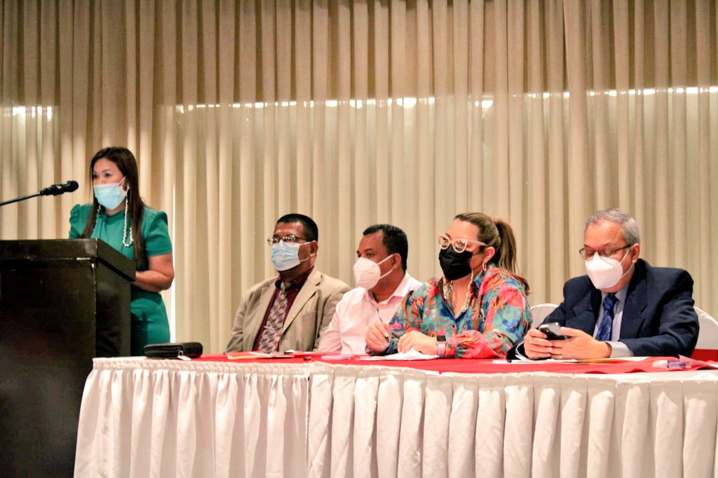 CONADEH's tweet image. #Importante| En el #DiaMundialdelSIDA la Defensora del Pueblo de Honduras, Blanca Izaguirre, participó en el Foro: &quot;Conmemoración Día Mundial en Respuesta al #VIH 2021&quot;, donde dió a conocer el rol del #CONADEH en la defensa y protección de los #DDHH de las personas con #VIH.