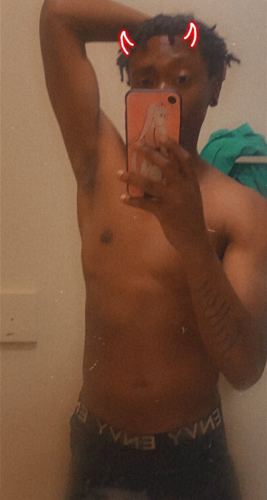 2 pic. Yess sirrr https://t.co/lnhfSgyZkC