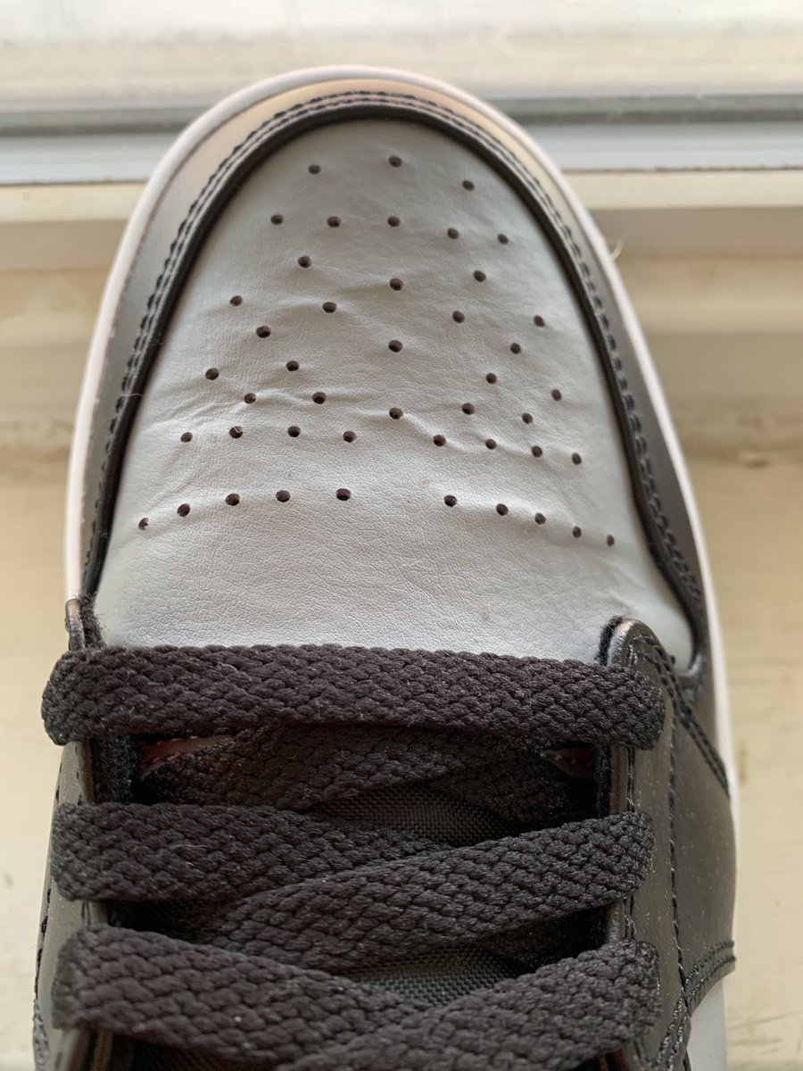 9thMovement's tweet photo. ⁦@Nike⁩ please do better #sneakerhead #majorlife https://t.co/QiOEYXqn4N