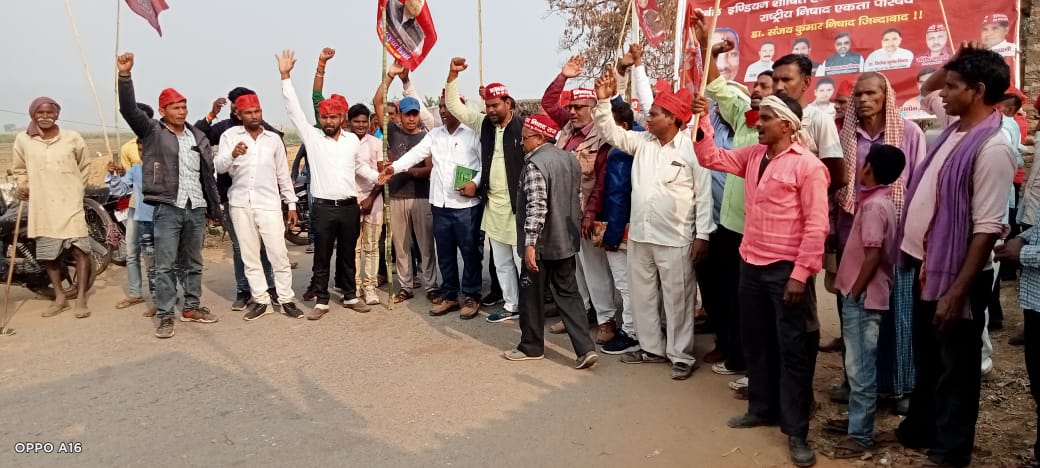 SanimKumar's tweet photo. सनीम कुमार निषाद जिला सोनभद्र निषाद पार्टी घोरावल विधानसभा अध्यक्ष पद से प्रमोशन होकर जिला उपाध्यक्ष बनने पर हार्दिक बधाई एवं शुभकामनाएं https://t.co/3ENwhzkV5J