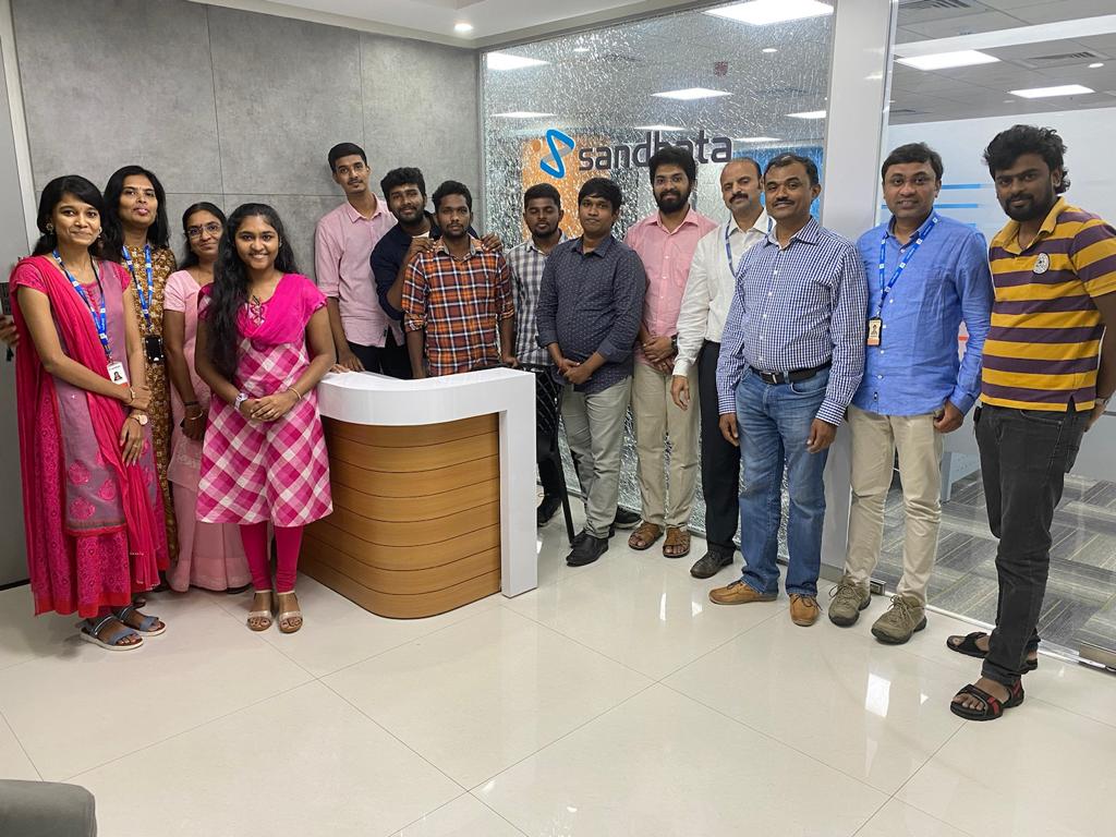 Some of the Sandhata team got to meet up in our #Chennai office this week. For many it was the first time they have met in person! We hope there will be many more face to face meet ups coming soon 😊

#WeAreSandhata #Team