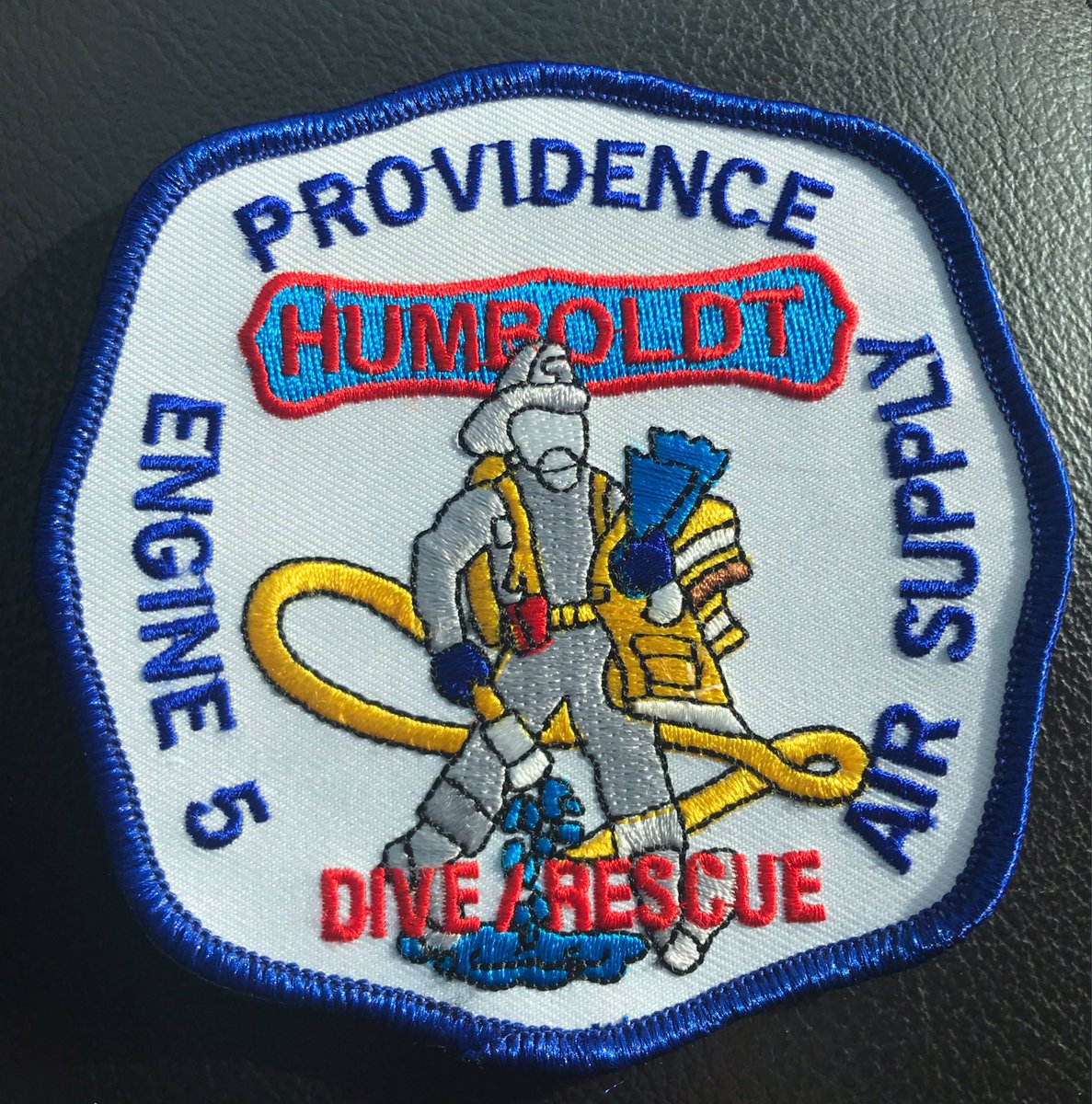 CJPFirePhotos's tweet photo. Picked up some new patches for the collection this morning. https://t.co/JItnfrPcOQ