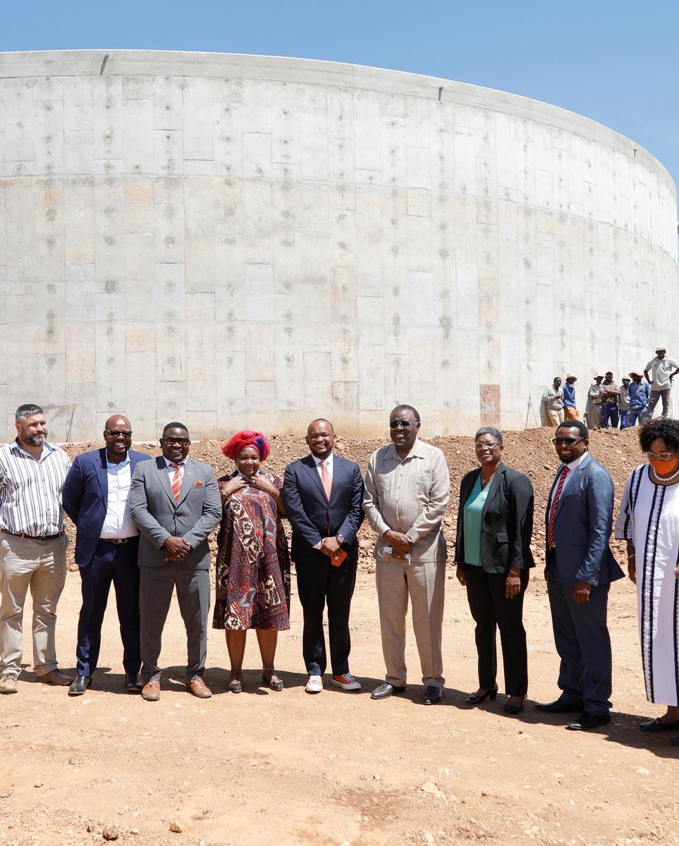 NamPresidency's tweet photo. Affordable Quality Housing: H.E. Dr @hagegeingob pays visit to the Ongos Valley Project, Windhoek, Khomas Region,
#HPPII https://t.co/BI5HFMA3di
