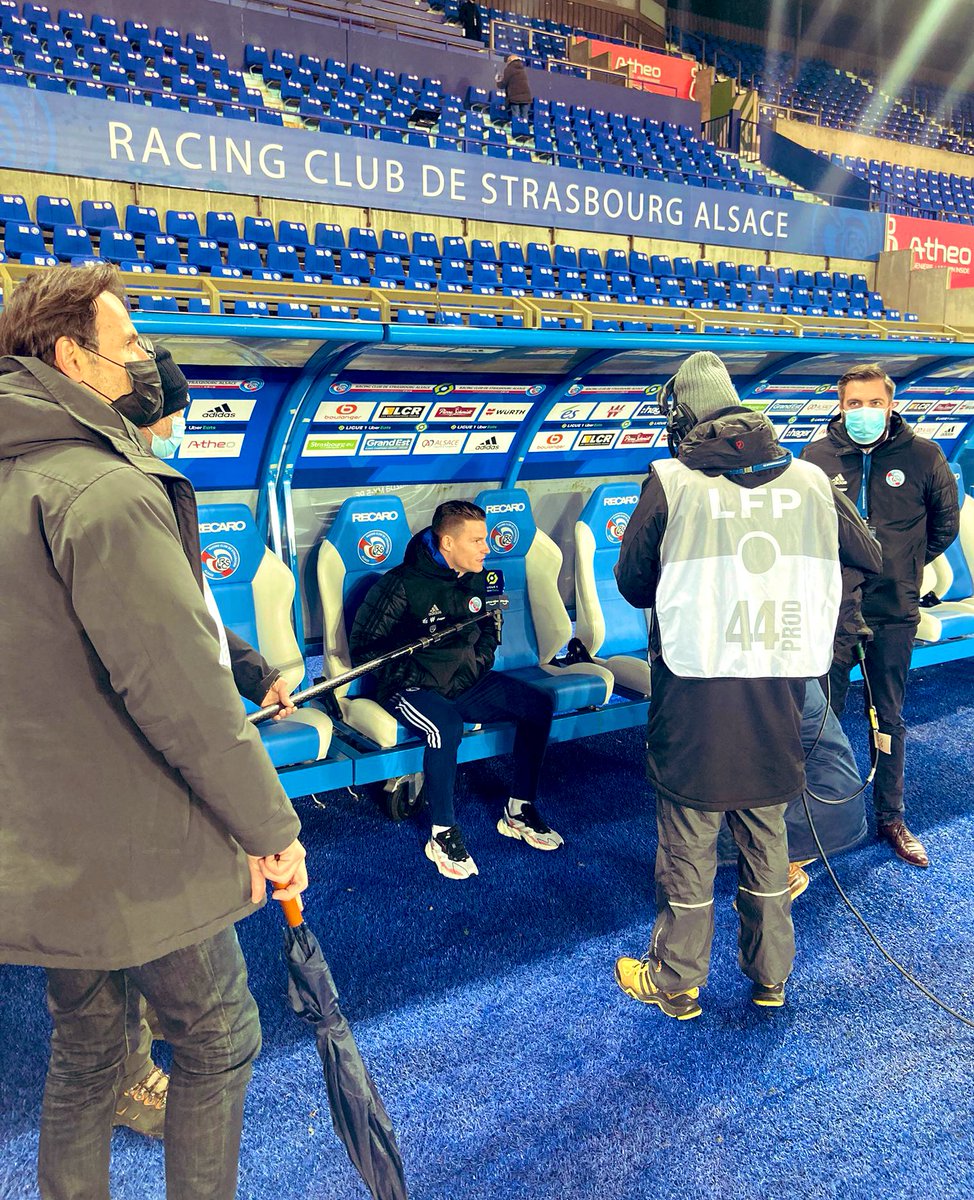 La soupe est servie ! On vous explique cette tradition populaire annuelle à la #Meinau dans l’avant-match de #RCSAFCGB sur <a href="/PVSportFR/">Prime Video Sport France</a> à partir de 18h50 ! On parlera ⚽️ aussi avec <a href="/Adri_Courouble/">Adrien Courouble</a>, Dominique #Arribagé et des interviews de Kevin #Gameiro et Junior #Onana. #L1