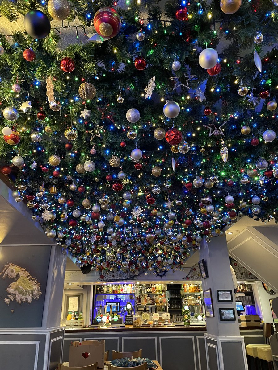 HarbourInnSolva's tweet photo. Christmas has started here at the Harbour Inn! How do you like our Bauble forest?! #christmas #christmaspub #publife #pubs #brains #marstons #xmas #xmasdecs #xmas #visitsolva https://t.co/E74iSlopKw