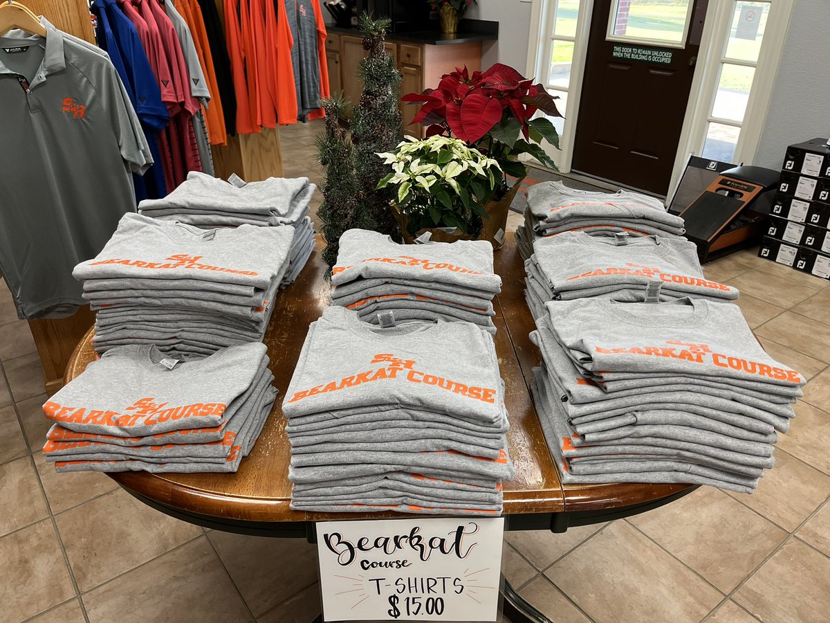 bearkatcourse's tweet photo. The perfect friend or roomie gift. A super soft #BearkatCourse tee! $15 each! #SHSU #StockingStuffers #ChristmasGifts2021 #golfchristmas https://t.co/5Vn0dKtaAN
