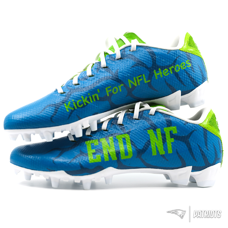 Patriots's tweet photo. .@nickfolk2 typically takes field goals in white cleats, but Monday night, they'll shine bright blue.

His #MyCauseMyCleats represent the @ChildrensTumor Foundation: https://t.co/V696PUCxxX