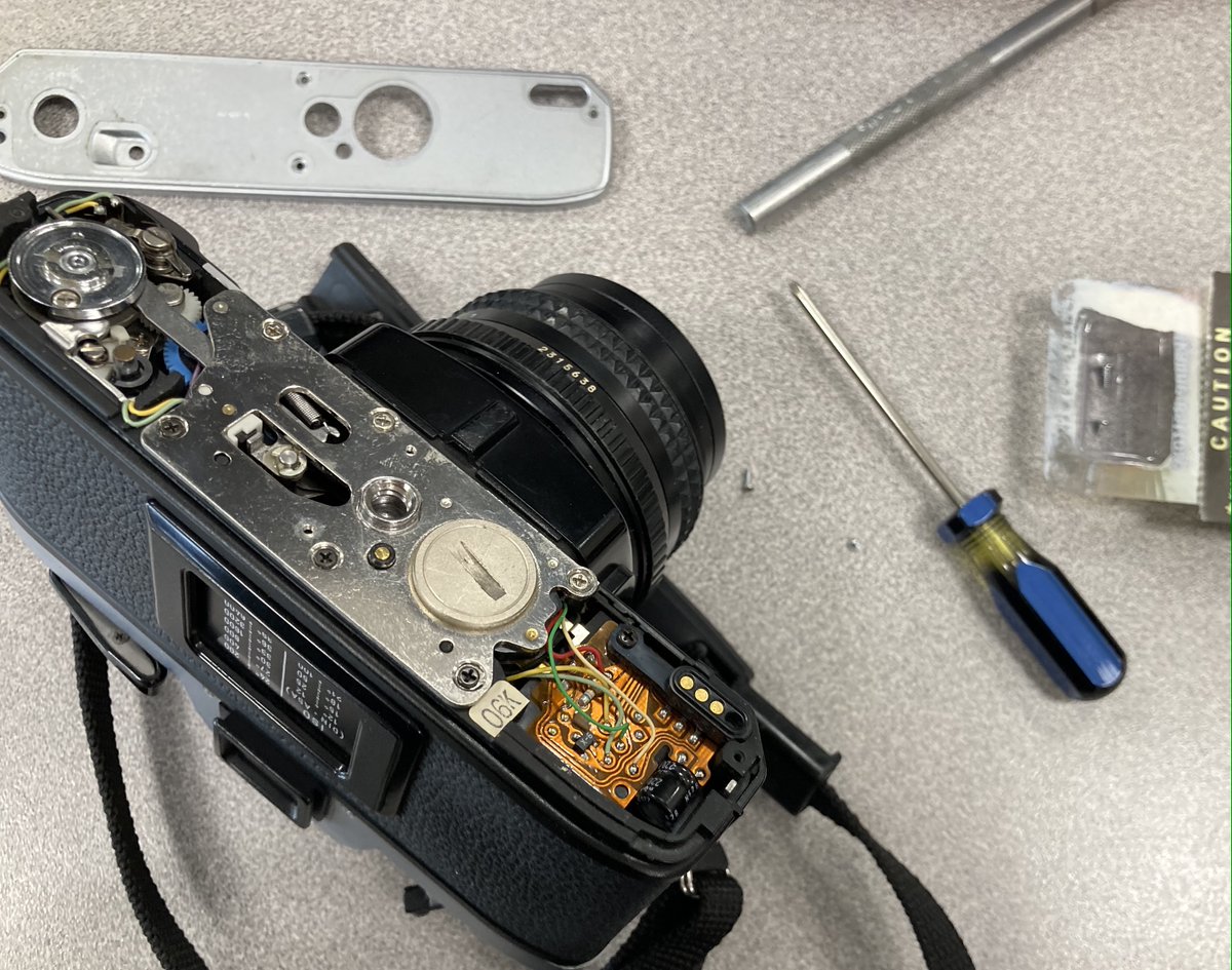 RCKPhotoMedia's tweet photo. Photo 2 students helping me fix broken cameras
#STEAM
#helpfulhands
#ketchamnation
#wcsdempowers https://t.co/CsBuCslwOn