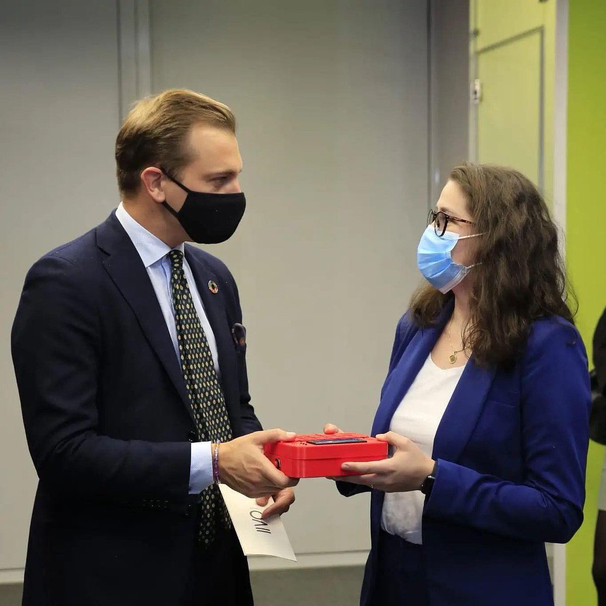 medicarebox's tweet photo. In the offices of @ICKosovo, we met with the Minister of Development and International Cooperation of Sweden, Mr. Per Olsson Fridh, where we introduced our MediCare Box product.

#medicarebox #innocation #ick #startup https://t.co/cjlzKFNH3T