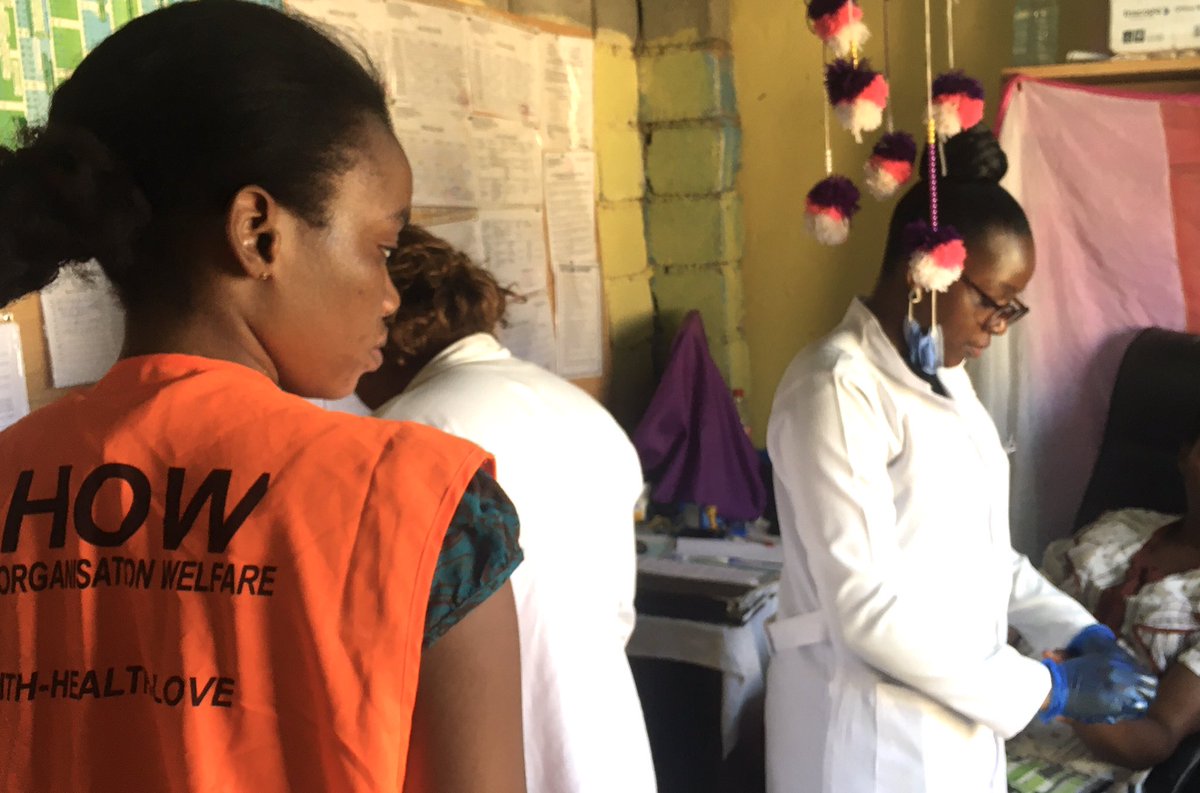 yeshealth1's tweet photo. Le dépistage est l’un des premiers chaînons de la riposte au VIH, et détermine à la fois l’insertion des soins et la prévention des nouvelles infections. Garantir l’accès aux #soins #services VIH est primordial pour tous @MinsanteCMR @Minjec00237 @MINRESI_CM #PreventionVIH #ISTAG https://t.co/925smtSaOe