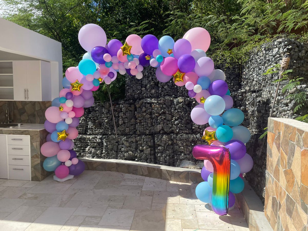eventitbvi's tweet photo. It's #CreativeWednesday !
The #EventItBVI team shows our balloon birthday work.
Follow us on Instagram :
@eventitbvi
Feel the #EventItBVIExperienece.
#Balloons #HappyBirthday #poolpartydecor #balloonarch https://t.co/3asBSxsMX7