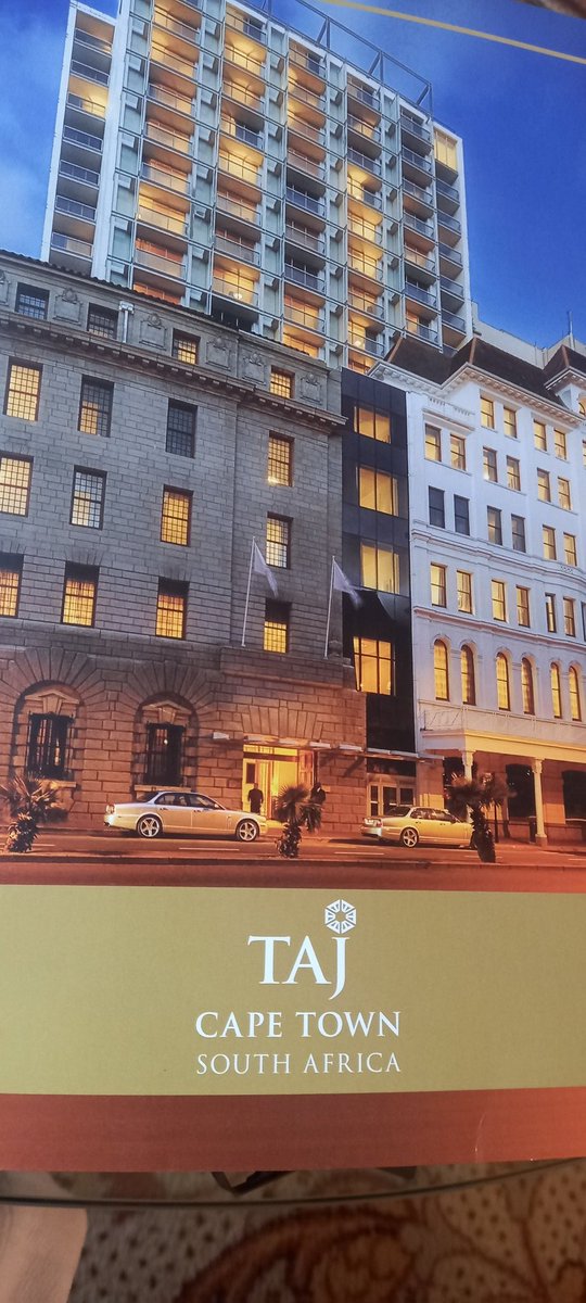 kuliroberts's tweet photo. Don't forget! Still a chance to win a night at the #TAJCapeTown from the @weeklysamirror https://t.co/PqZmcaWWDl https://t.co/tVQtyK14Me