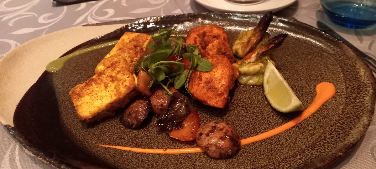 Don't forget! Still a chance to win a night at the #TAJCapeTown from the <a href="/weeklysamirror/">Weekly SA Mirror</a> online.pubhtml5.com/mfwt/ugwd/#p=13