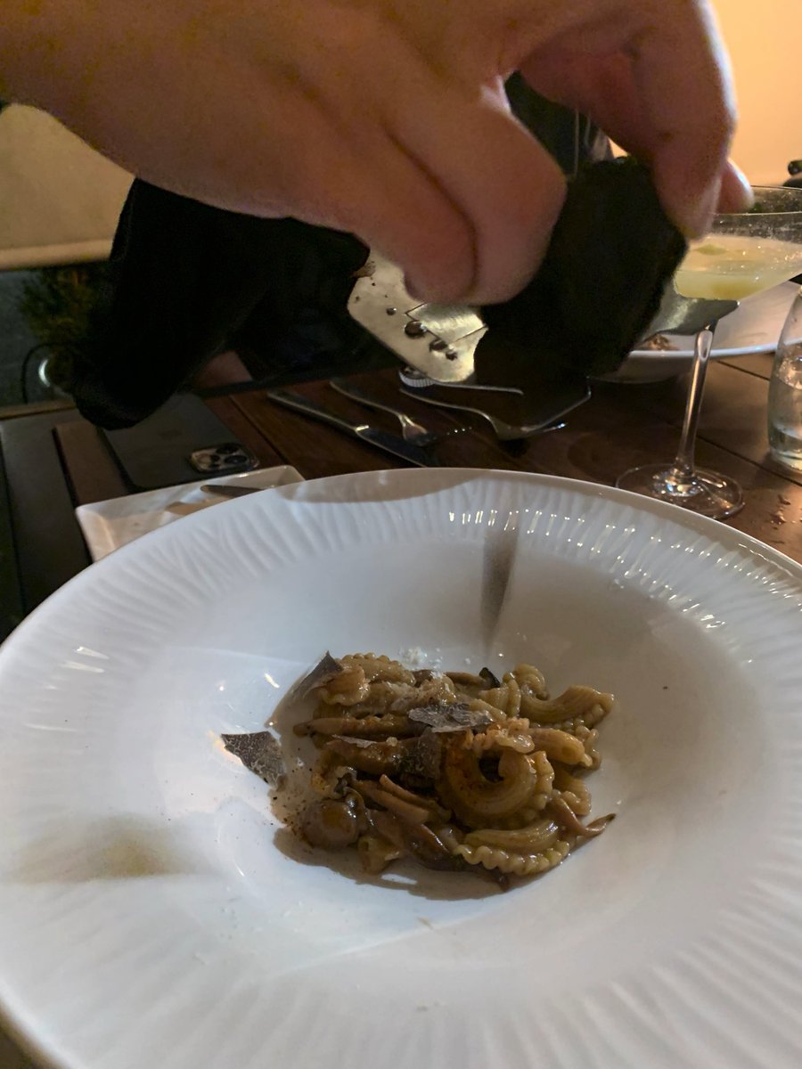 AVTruffles's tweet photo. LOCAL SONOMA BLACK TRUFFLES …what !!! We had an amazing meal last night at @Chef_Valette restaurant !! We loved every dish, especially the generous shaving off our first (5 oz!) Black Truffle
@GuyFieri @gzchef @SunnyAnderson  - come check them out !!! FRESH truffles have arrived https://t.co/kbh4bNSTUw