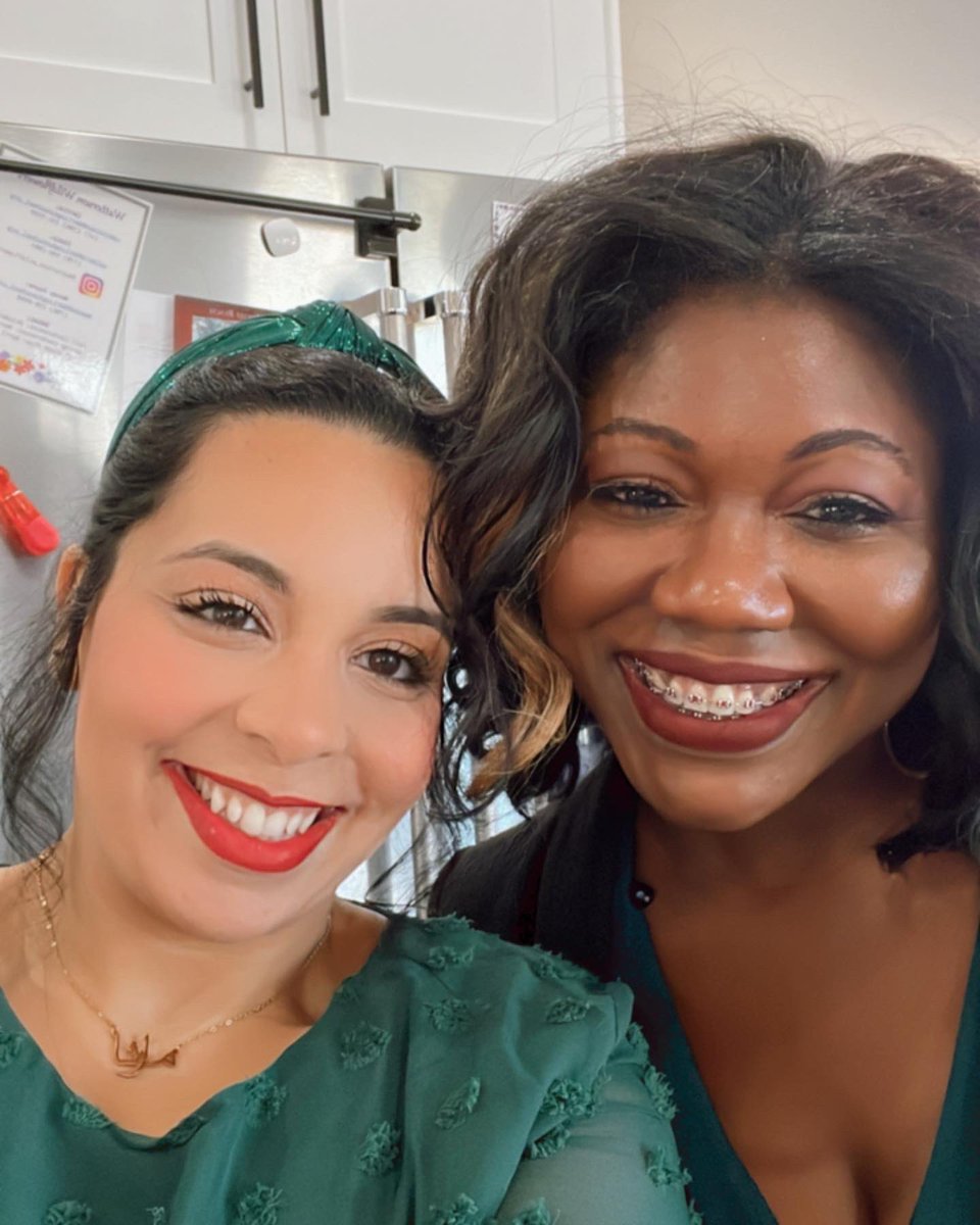 When best friends finally re-unite it’s nothing but fun! <a href="/JennyAbamu/">Jenny Abamu</a> #HappyThanksgiving2021