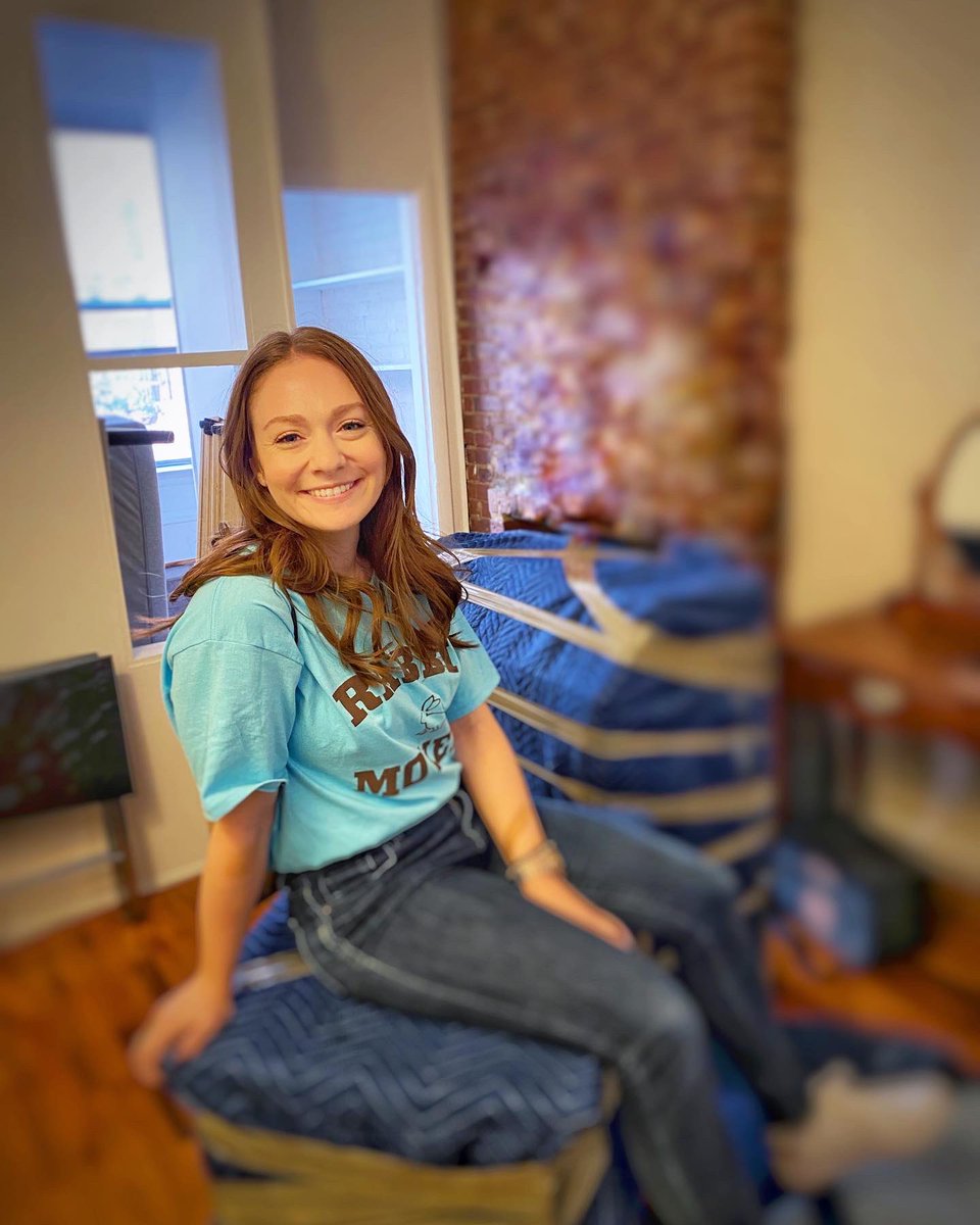 allysonberger's tweet photo. @RabbitMovers made my move so easy &amp; stress-free! 🐇
I could not have asked for a better moving experience, they really hopped to it! Thanks for all your help @rabbitmovers! 🌟🌟🌟🌟🌟
#BookABunny 

#nycmovers #nycmoving https://t.co/z9K2bWktU3